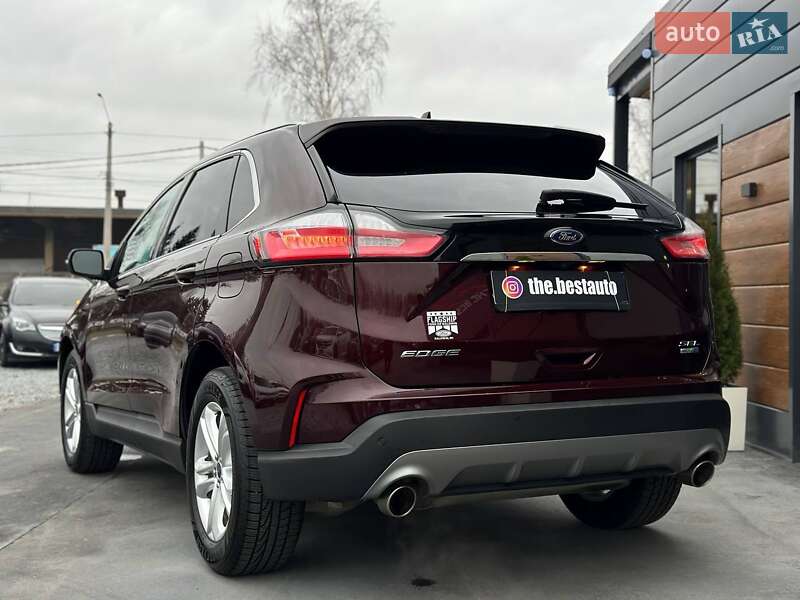 Позашляховик / Кросовер Ford Edge 2019 в Рівному