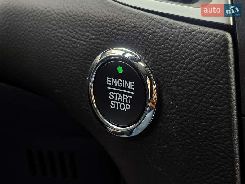 Внедорожник / Кроссовер Ford Edge 2020 в Киеве