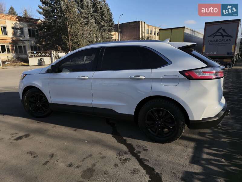 Позашляховик / Кросовер Ford Edge 2020 в Тячеві