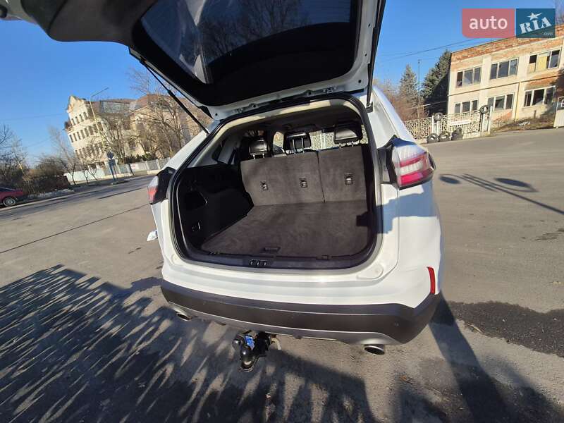 Позашляховик / Кросовер Ford Edge 2020 в Тячеві