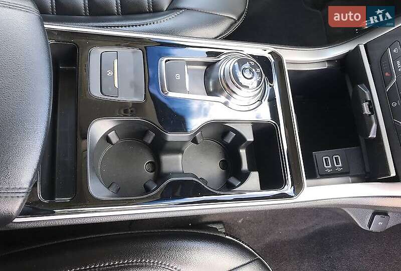 Внедорожник / Кроссовер Ford Edge 2019 в Киеве