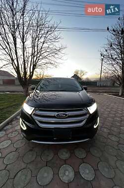 Внедорожник / Кроссовер Ford Edge 2017 в 