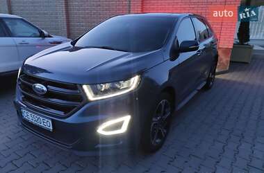 Внедорожник / Кроссовер Ford Edge 2016 в 