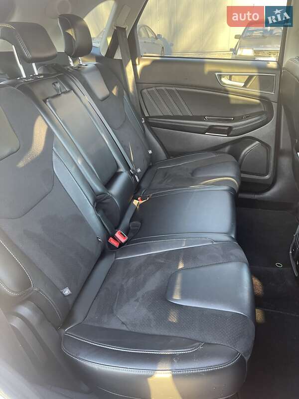 Внедорожник / Кроссовер Ford Edge 2016 в Киеве