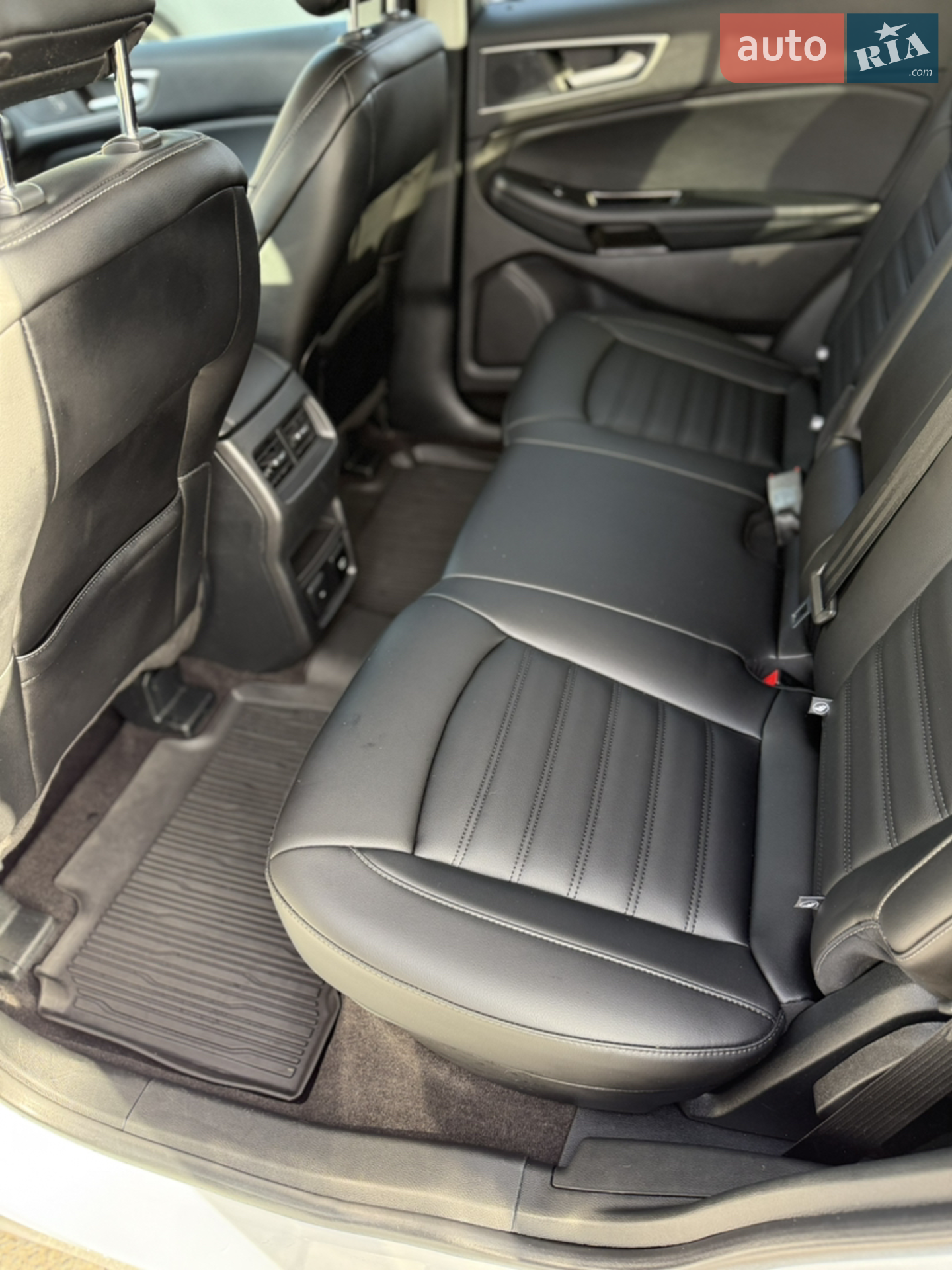 2020 Ford Edge - мініатюра 16