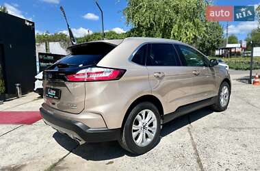 Внедорожник / Кроссовер Ford Edge 2020 в 