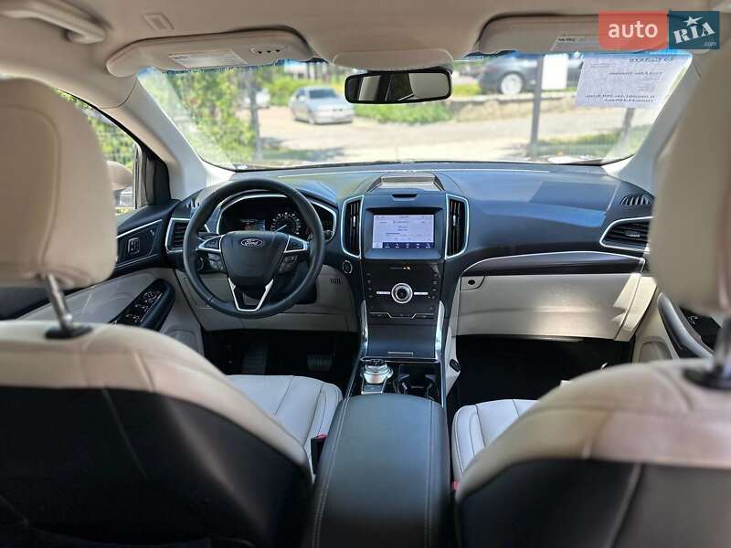 Позашляховик / Кросовер Ford Edge 2020 в Чернівцях