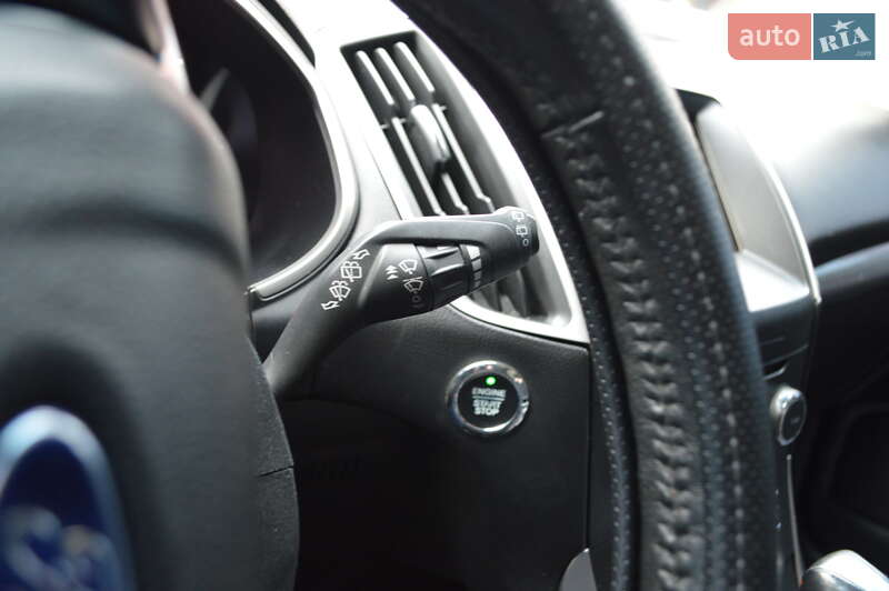Позашляховик / Кросовер Ford Edge 2015 в Львові
