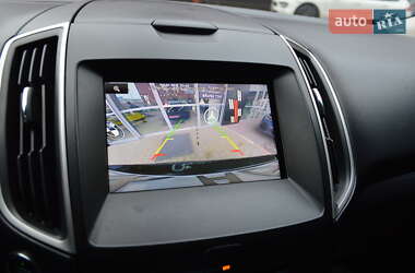 Внедорожник / Кроссовер Ford Edge 2015 в 