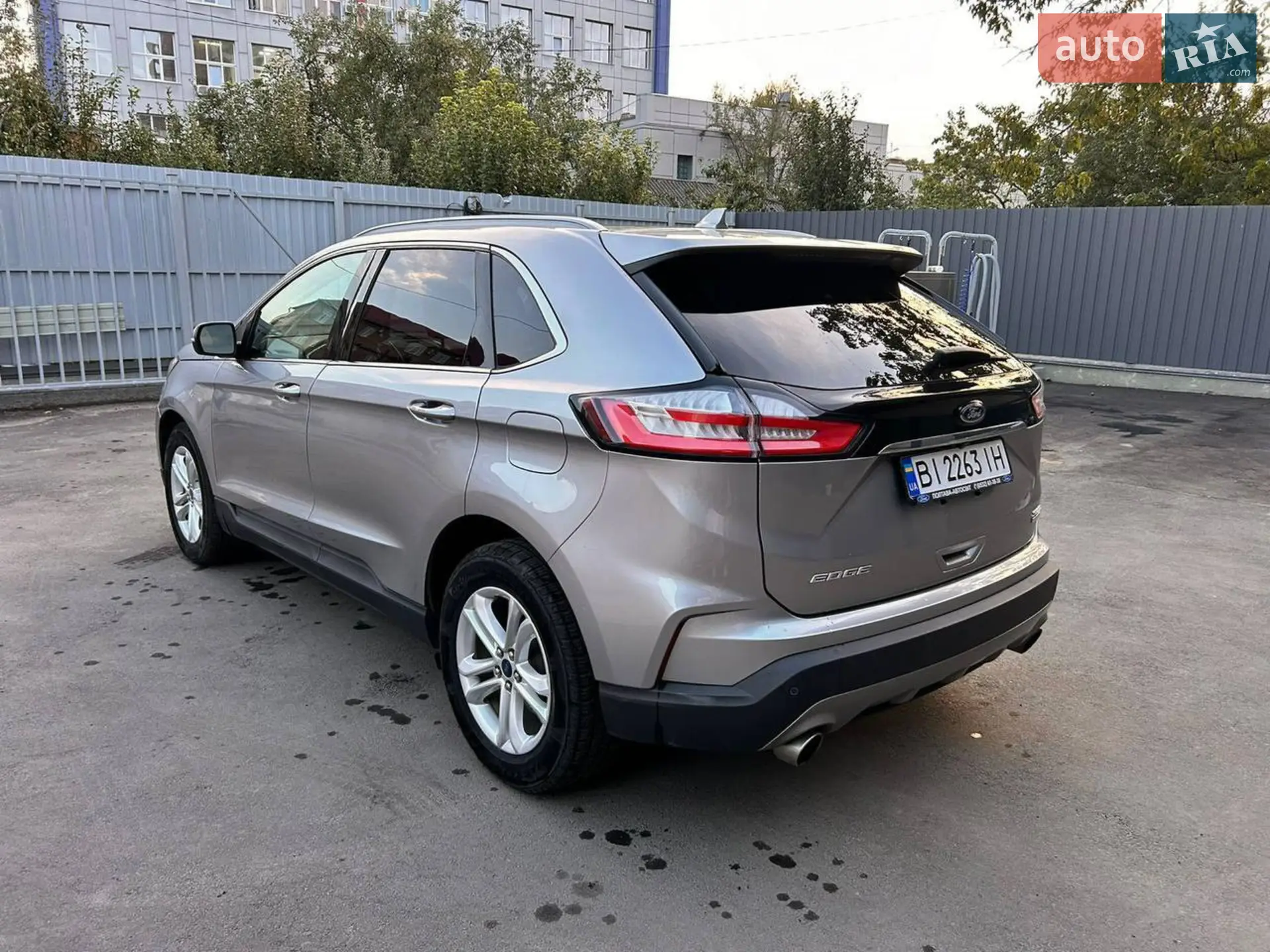 2019 Ford Edge - мініатюра 4