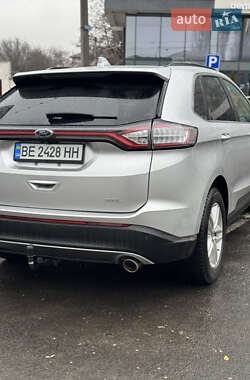 Внедорожник / Кроссовер Ford Edge 2017 в 