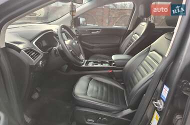 Внедорожник / Кроссовер Ford Edge 2019 в 