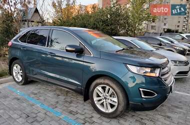 Позашляховик / Кросовер Ford Edge 2016 в 