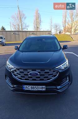 Позашляховик / Кросовер Ford Edge 2018 в Луцьку