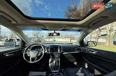 Позашляховик / Кросовер Ford Edge 2015 в 