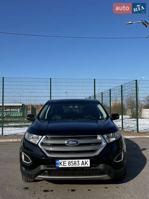 Внедорожник / Кроссовер Ford Edge 2017 в Синельниково