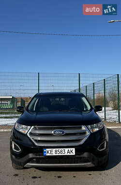 Внедорожник / Кроссовер Ford Edge 2017 в 