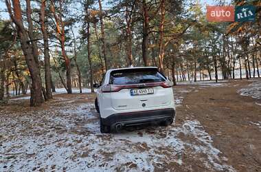 Внедорожник / Кроссовер Ford Edge 2018 в 