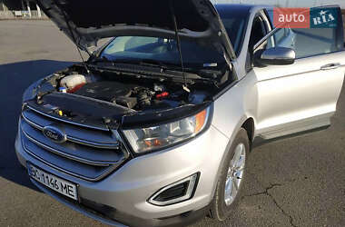 Внедорожник / Кроссовер Ford Edge 2016 в 