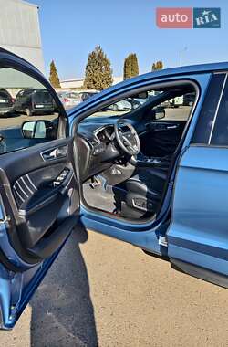 Внедорожник / Кроссовер Ford Edge 2018 в 