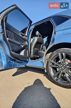 Внедорожник / Кроссовер Ford Edge 2018 в 