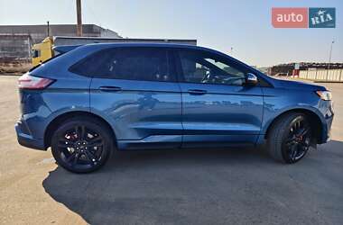 Внедорожник / Кроссовер Ford Edge 2018 в 