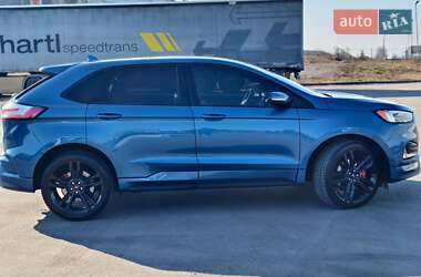 Внедорожник / Кроссовер Ford Edge 2018 в 
