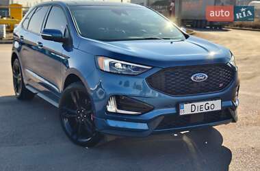 Внедорожник / Кроссовер Ford Edge 2018 в 