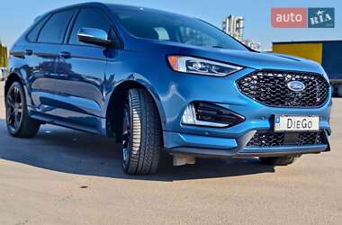 Внедорожник / Кроссовер Ford Edge 2018 в 