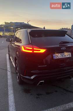 Внедорожник / Кроссовер Ford Edge 2018 в 