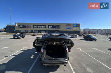 Позашляховик / Кросовер Ford Edge 2019 в 