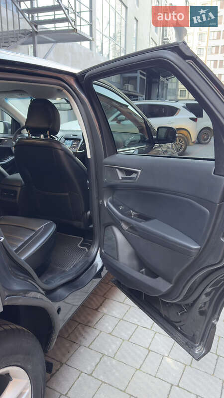 Внедорожник / Кроссовер Ford Edge 2017 в Ивано-Франковске