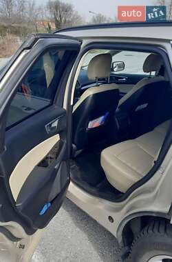 Внедорожник / Кроссовер Ford Edge 2017 в 