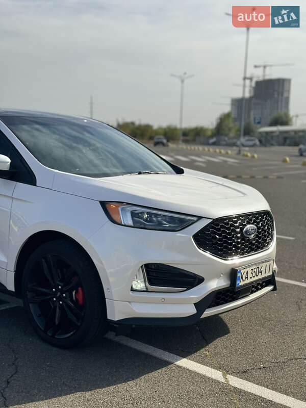Внедорожник / Кроссовер Ford Edge 2019 в Киеве