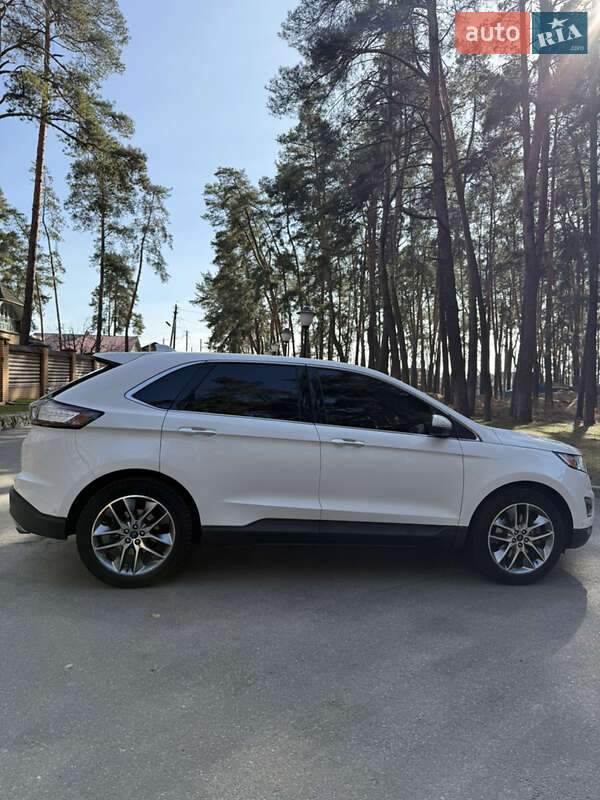 Позашляховик / Кросовер Ford Edge 2016 в Чернігові