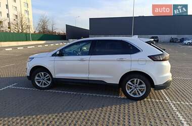 Внедорожник / Кроссовер Ford Edge 2017 в 