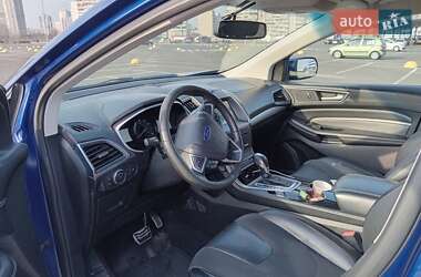 Позашляховик / Кросовер Ford Edge 2015 в 
