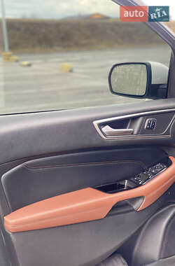 Внедорожник / Кроссовер Ford Edge 2015 в 