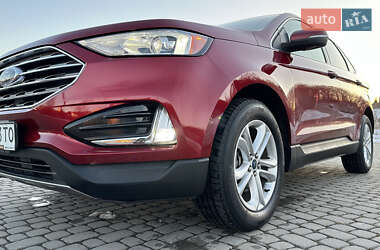 Внедорожник / Кроссовер Ford Edge 2019 в 
