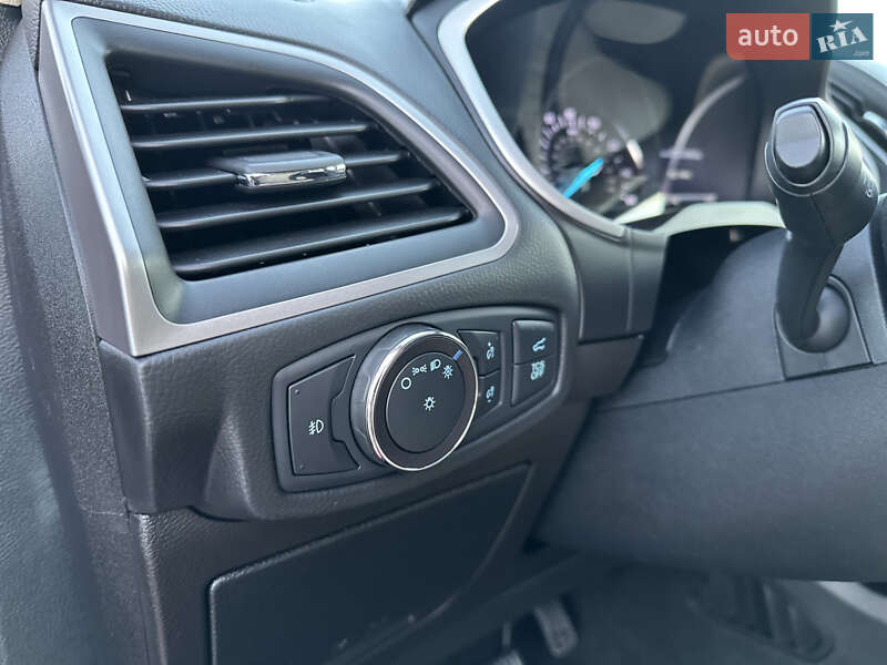Позашляховик / Кросовер Ford Edge 2019 в Львові