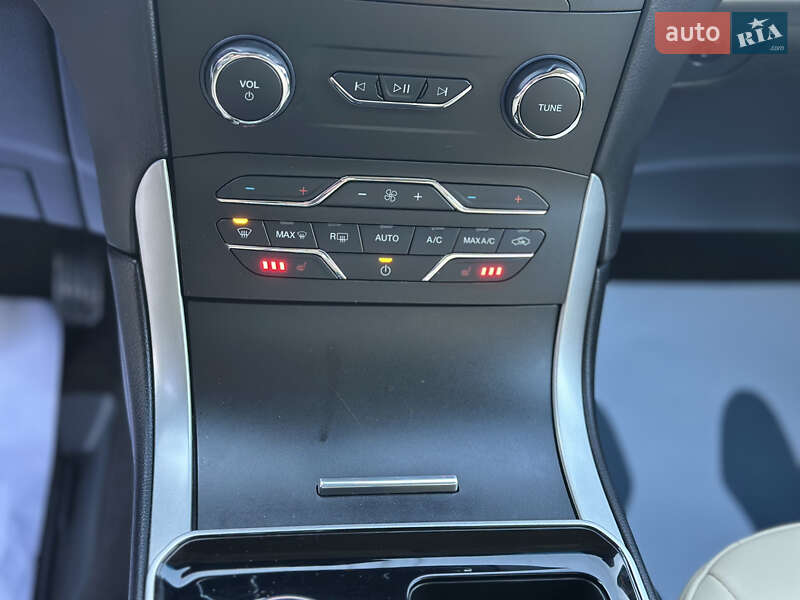 Позашляховик / Кросовер Ford Edge 2019 в Львові