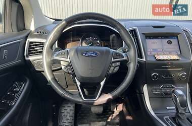 Внедорожник / Кроссовер Ford Edge 2017 в 
