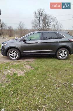 Внедорожник / Кроссовер Ford Edge 2017 в 