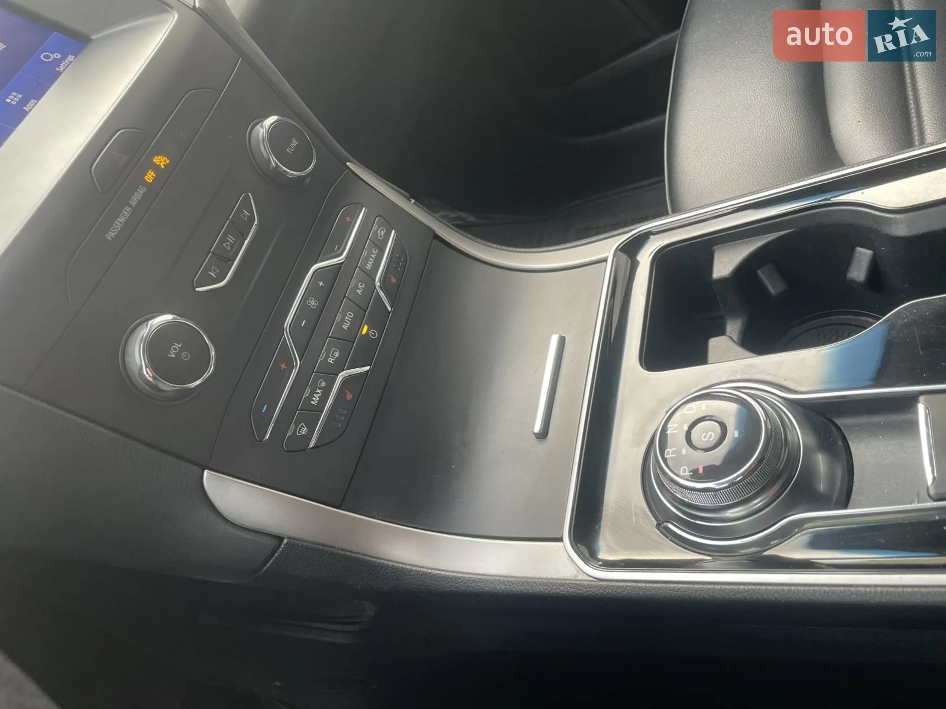 2020 Ford Edge - мініатюра 3