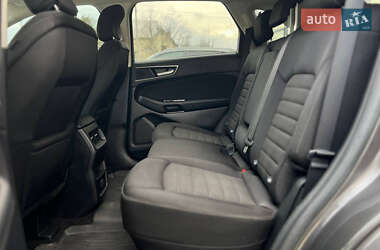 Внедорожник / Кроссовер Ford Edge 2019 в 