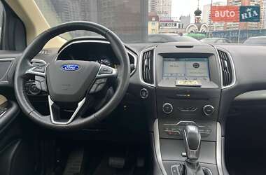 Внедорожник / Кроссовер Ford Edge 2017 в 