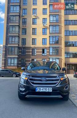 Внедорожник / Кроссовер Ford Edge 2017 в 