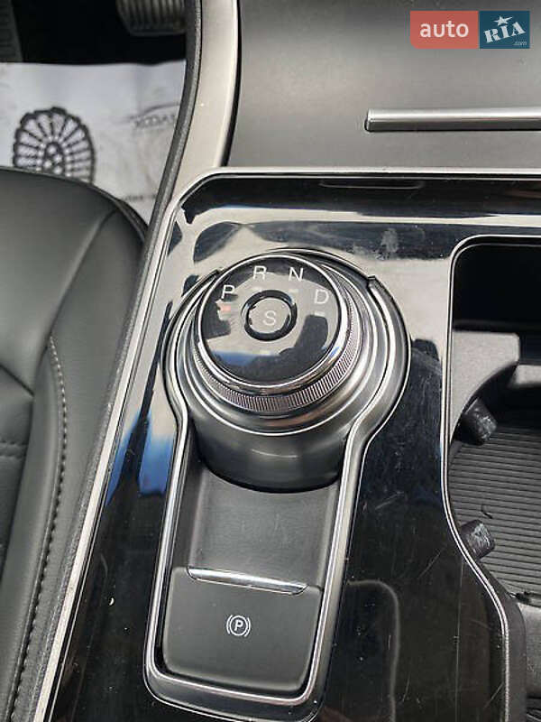 Внедорожник / Кроссовер Ford Edge 2019 в Киеве