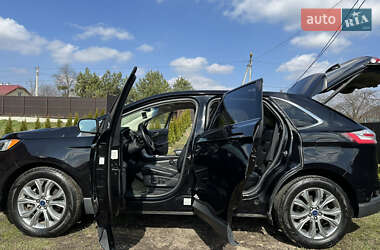 Внедорожник / Кроссовер Ford Edge 2019 в 