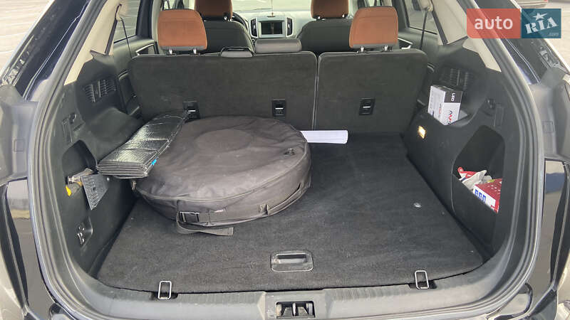 Внедорожник / Кроссовер Ford Edge 2018 в Хмельницком